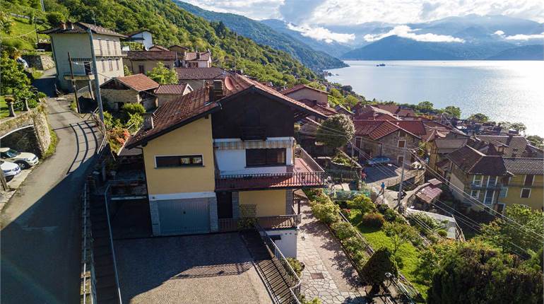 VILLA LAKE MAGGIORE
